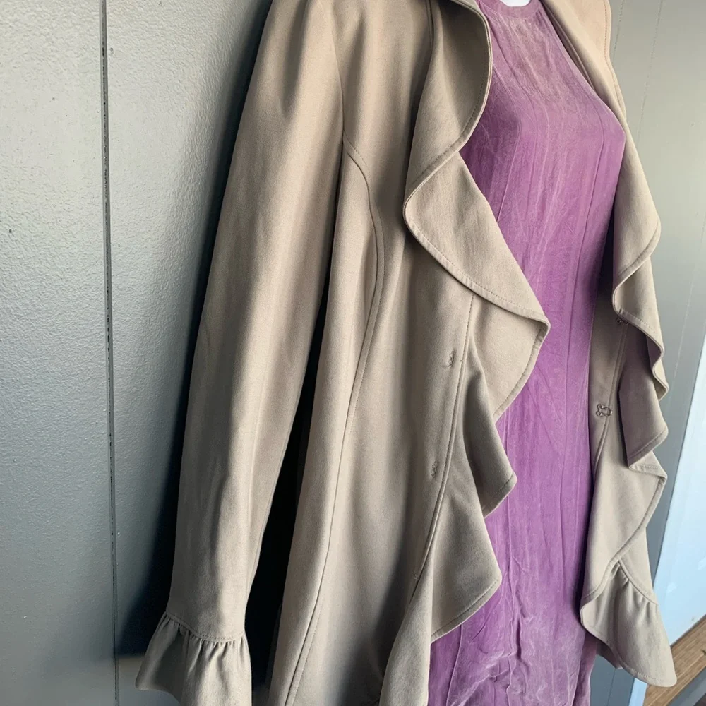 Beige Ruffle Jacket! - Picture 4 of 5